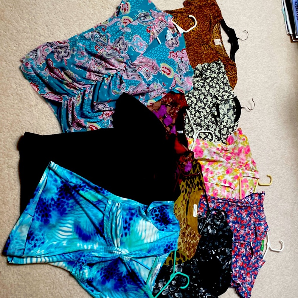 bundle of 10 ladies tops/blouses